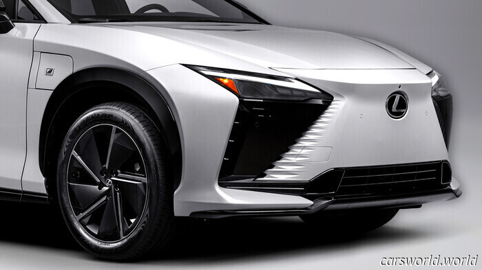 La nuova Lexus RZ salta il giogo ma porta il cambio simulato in America / Carscoops